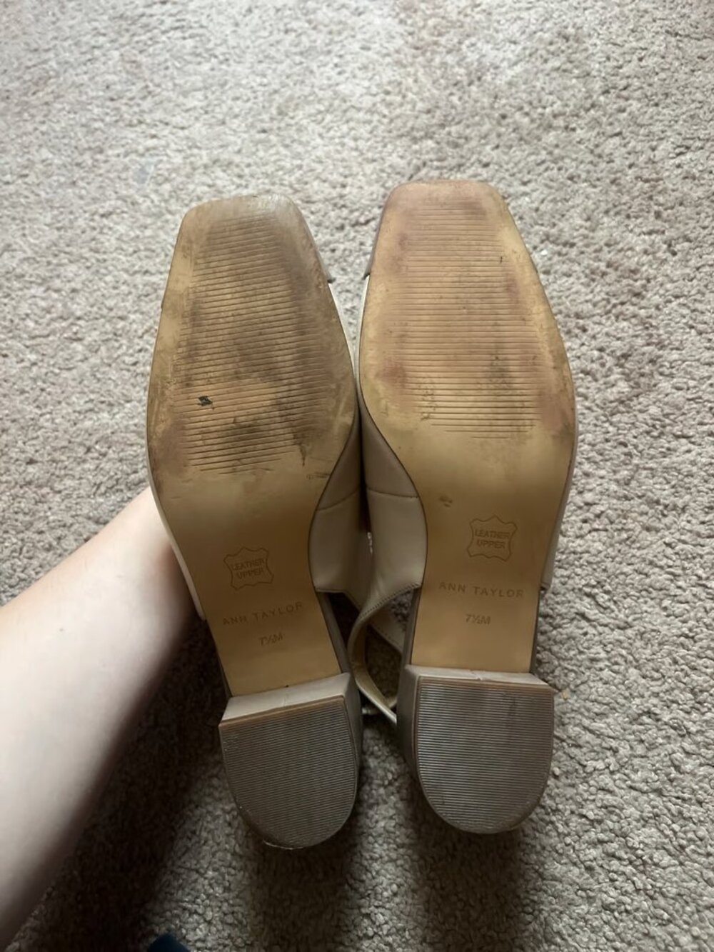Ann Taylor Beige/Brown Leather Cap Toe Slingback Block Heel Pumps Womens 7.5 - Picture 3 of 3